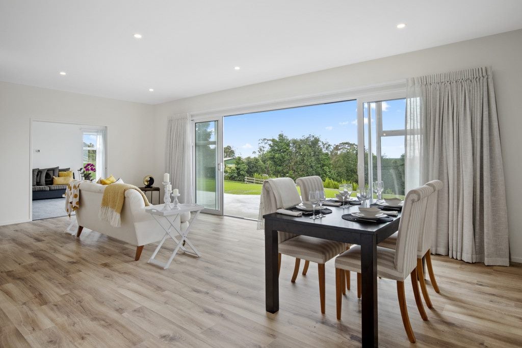 739 Highway 22, Tuakau - Carousel 1