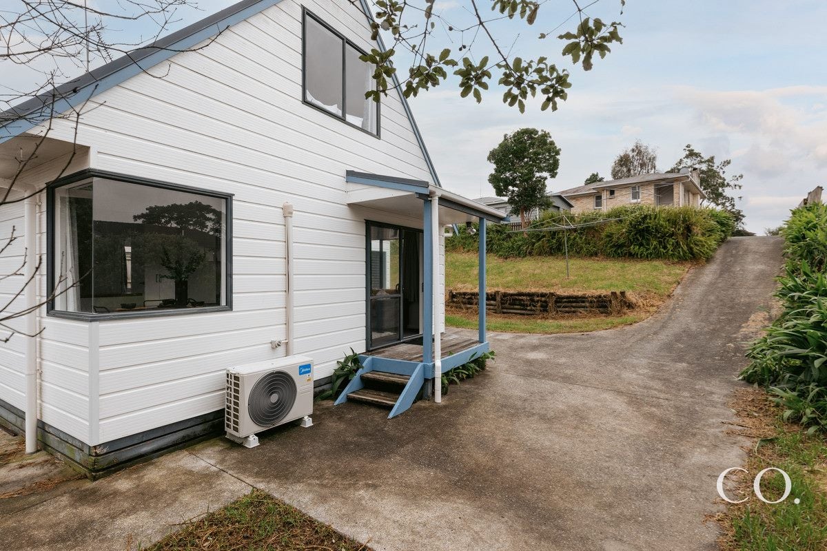 16B Oriana Crescent, Bellevue, Tauranga - Carousel 16
