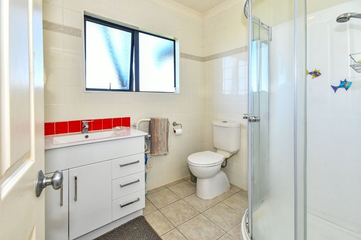 21 Crannich Place, Wattle Downs, Auckland - Carousel 14