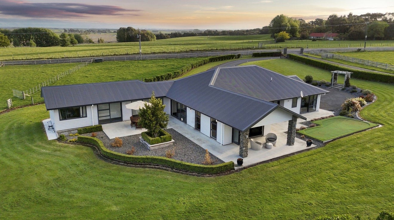208 Taipo Road, Rongotea, Palmerston North - Carousel 1