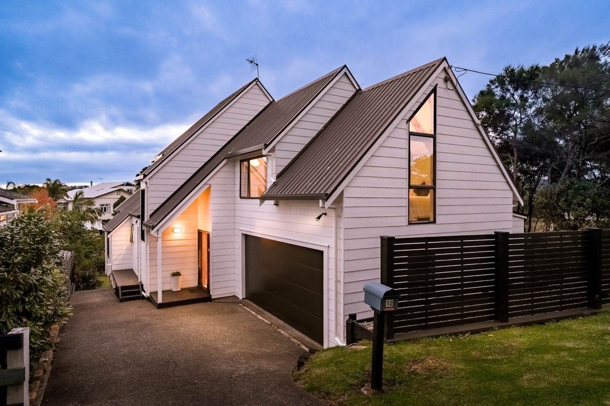 12 Twin Wharf Road, Herald Island, Auckland - Carousel 2