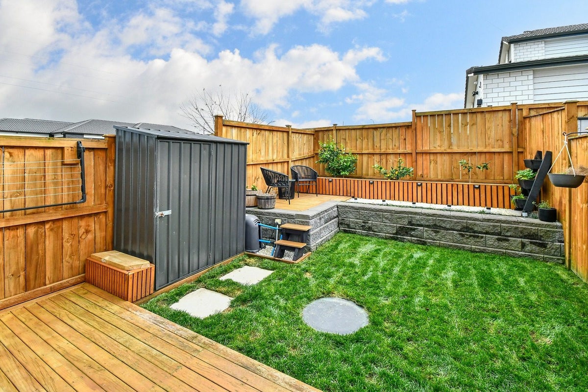4 Freshland Drive, Flat Bush, Auckland - Carousel 11