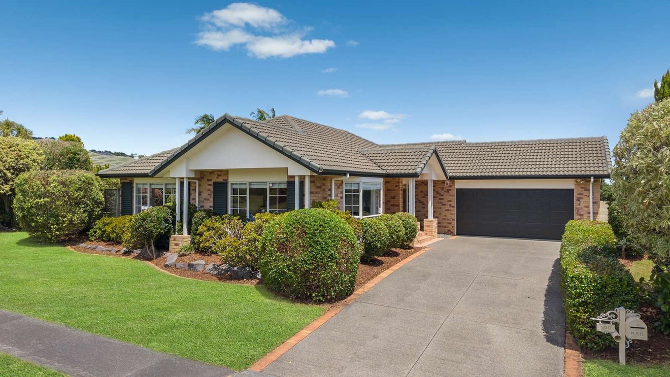 100 Kilkenny Drive, Dannemora, Auckland - Carousel 1