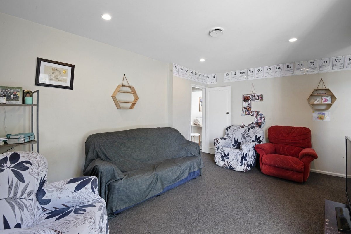 348 Clyde Road, Bryndwr, Christchurch - Carousel 2