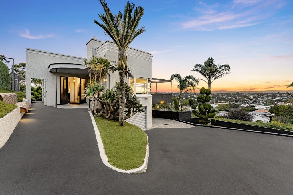 7 Fern Avenue, Epsom, Auckland - Carousel 1