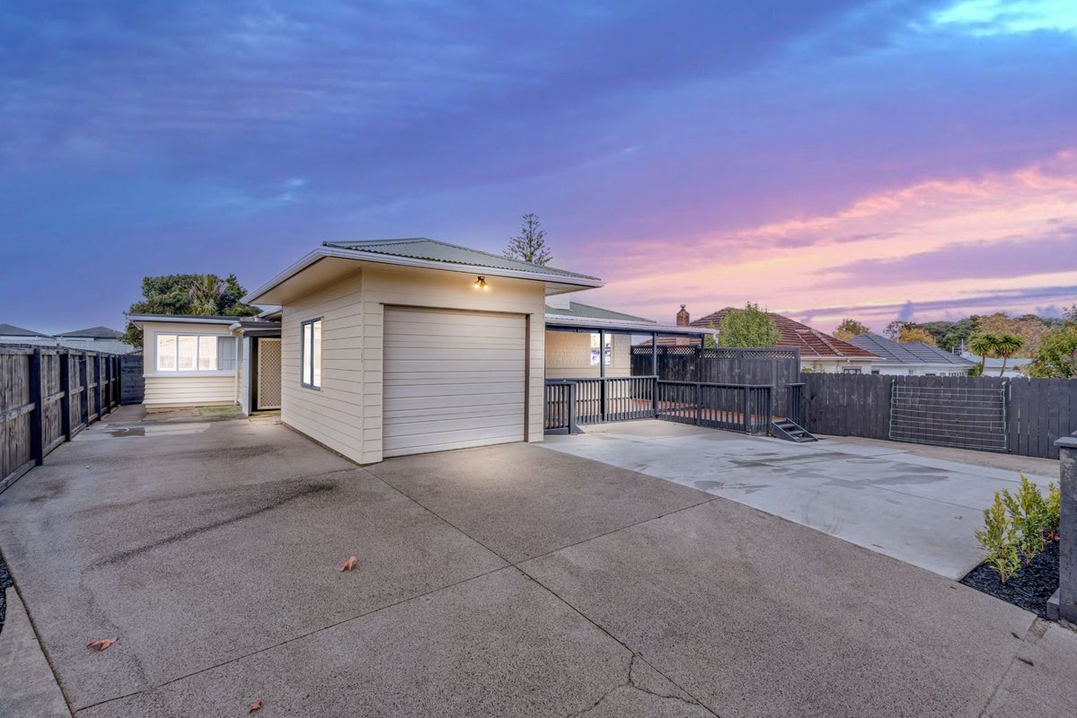 151 Shirley Road, Papatoetoe, Auckland - Carousel 1