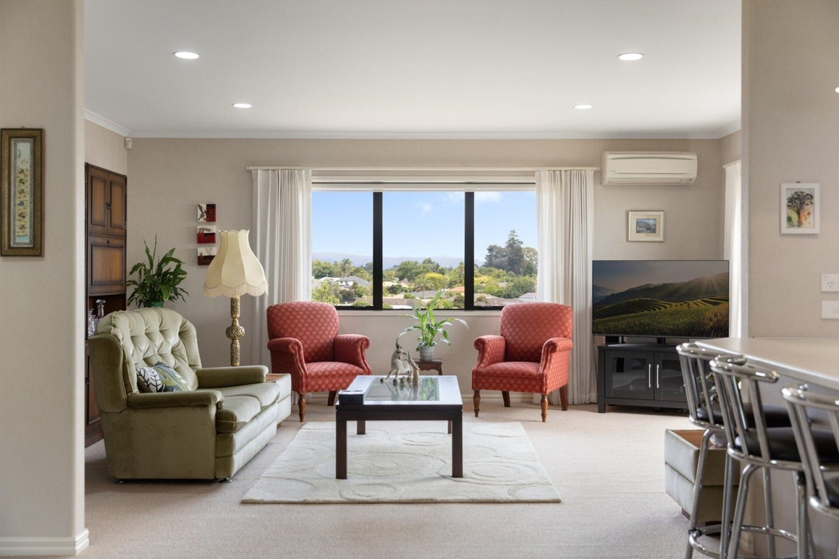 38 La Colina Place, Bethlehem, Tauranga - Carousel 2