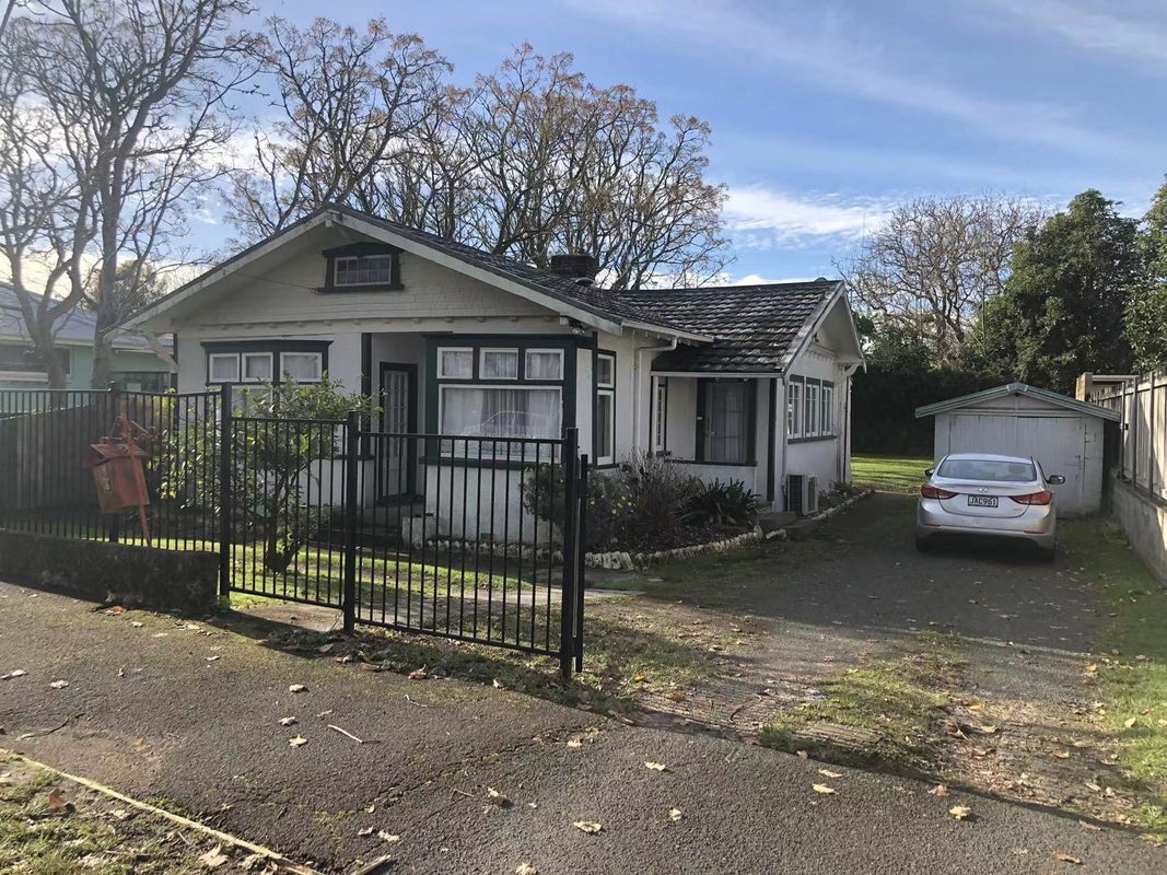 2 Hardley Street, Whitiora, Hamilton - Carousel 1