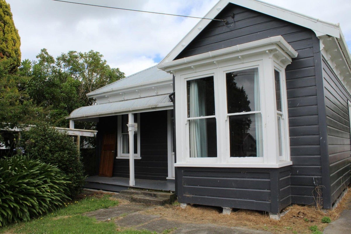 22 Seddon Street, Aramoho, Whanganui - Carousel 1