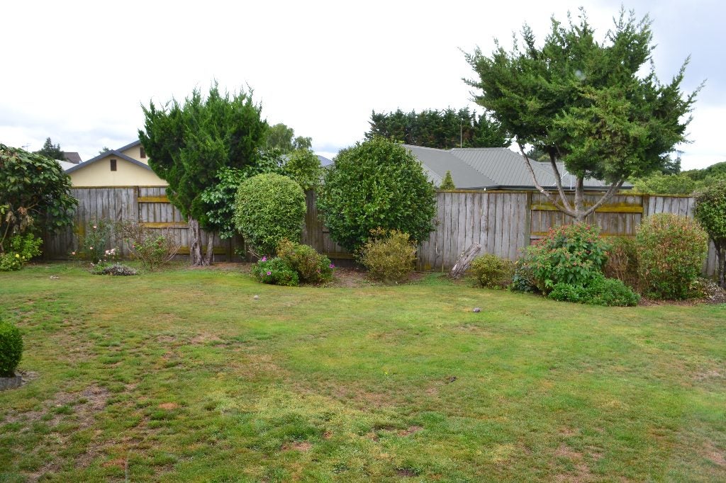33 Abby Road, Fitzherbert, Palmerston North - Carousel 20