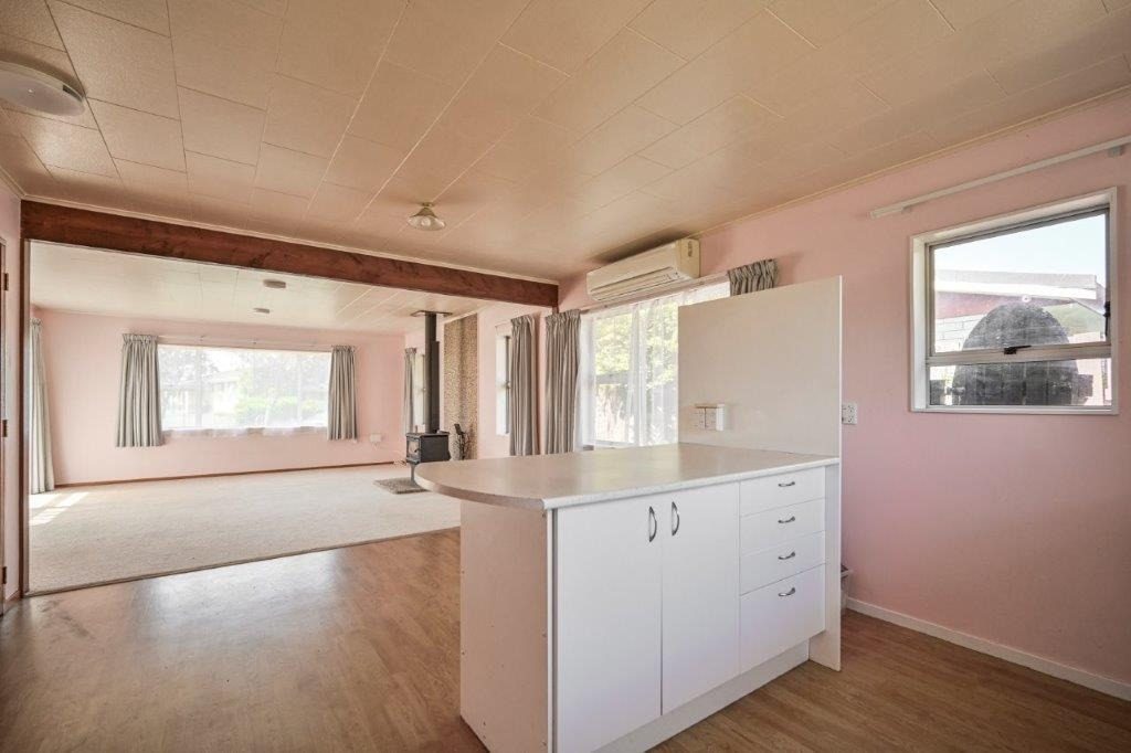 20 Cartier Crescent, Flaxmere, Hastings - Carousel 2