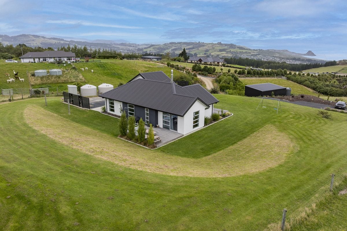 212 McMaster Road, Saddle Hill, Dunedin - Carousel 1