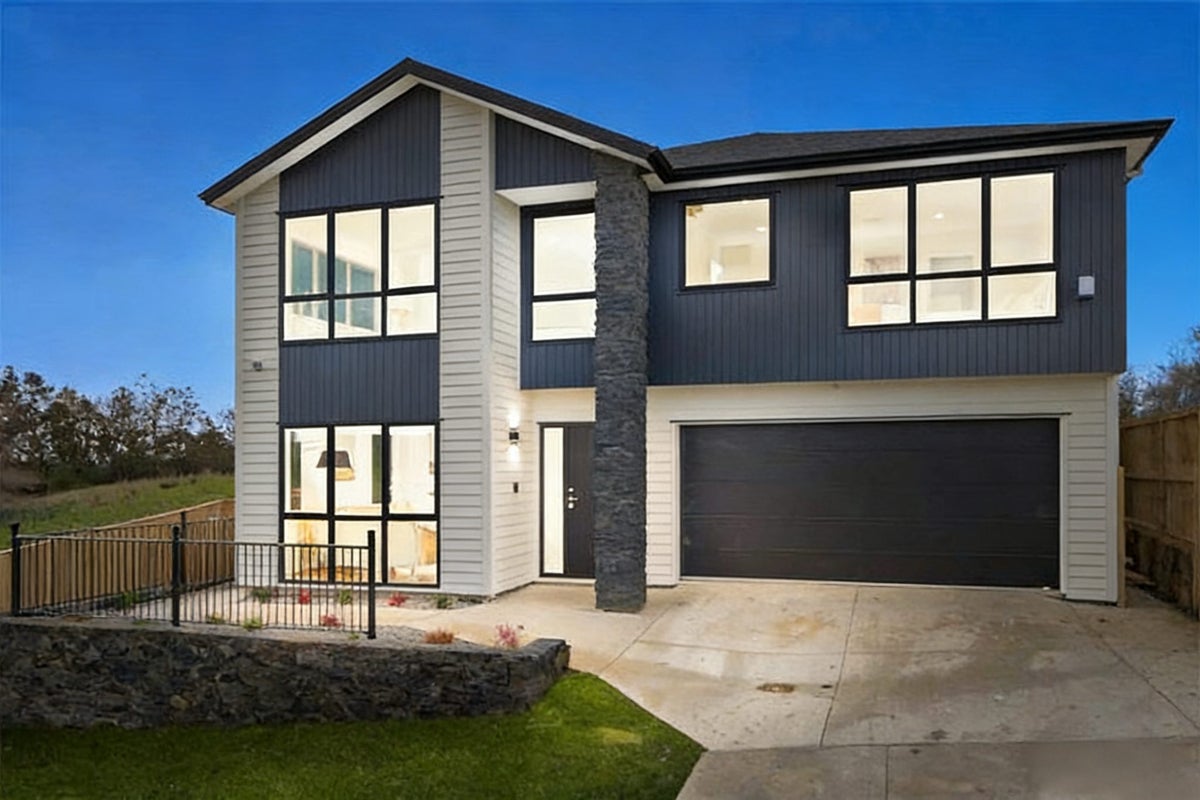 12 Taketonga Road, Flat Bush, Auckland - Carousel 1