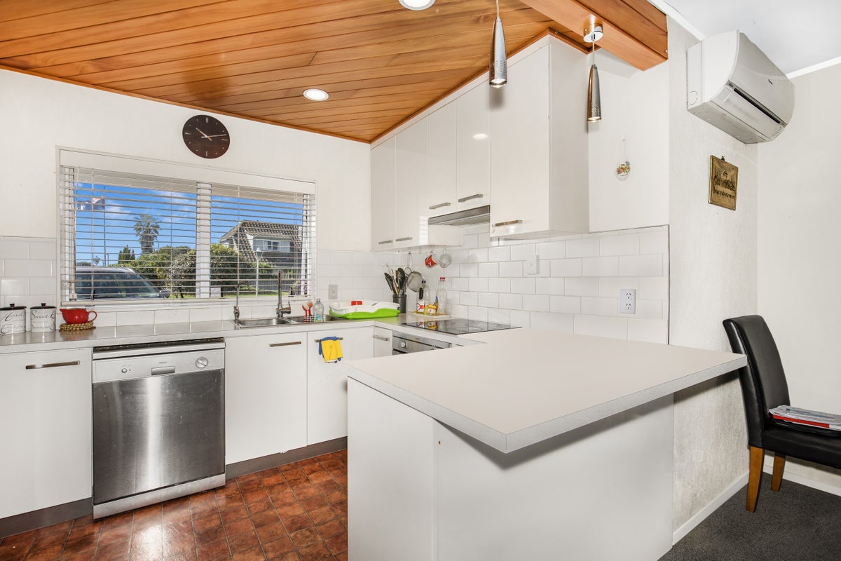 4/15 Don Street, Papakura, Auckland - Carousel 2