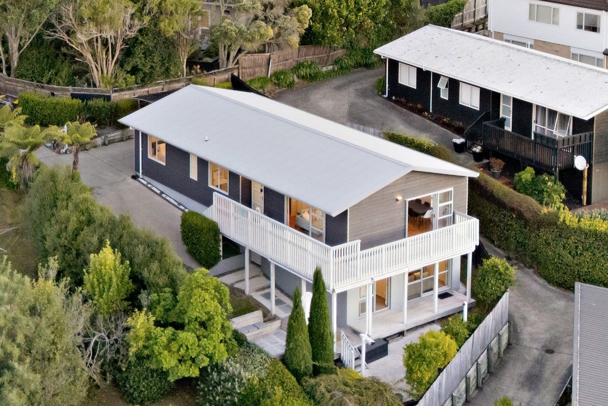 16C Sunnynook Road, Sunnynook, Auckland - Carousel 1