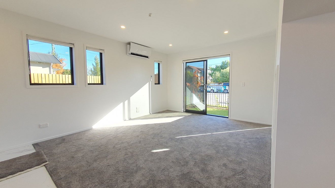 1/64 Longfellow Street, Sydenham, Christchurch - Carousel 2