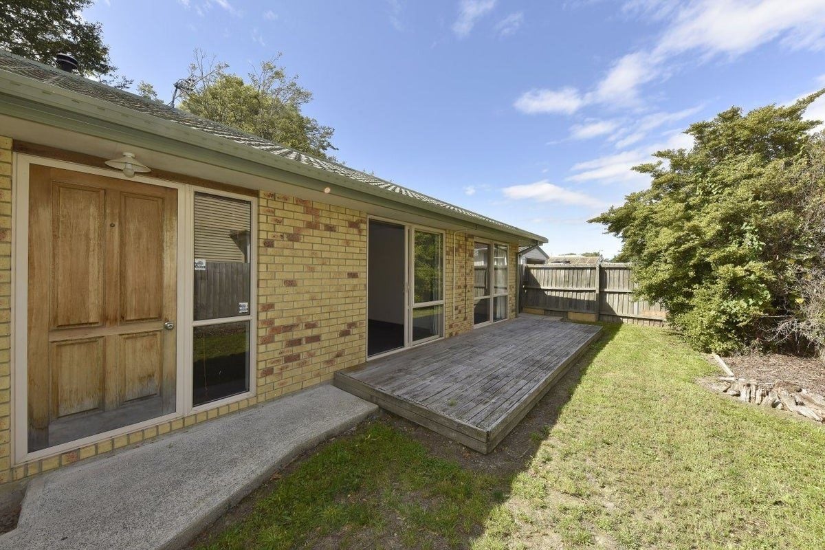 2A Orcades Street, Shirley, Christchurch - Carousel 2