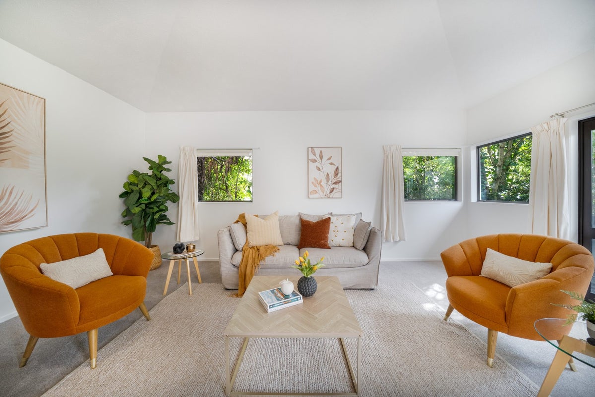 133 Helston Road, Paparangi, Wellington - Carousel 2
