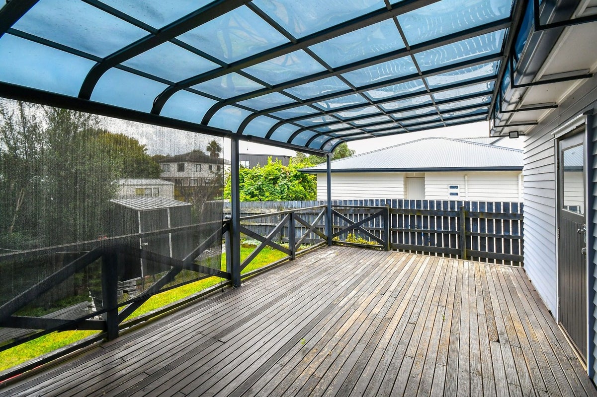 111 Porchester Road, Papakura, Auckland - Carousel 13