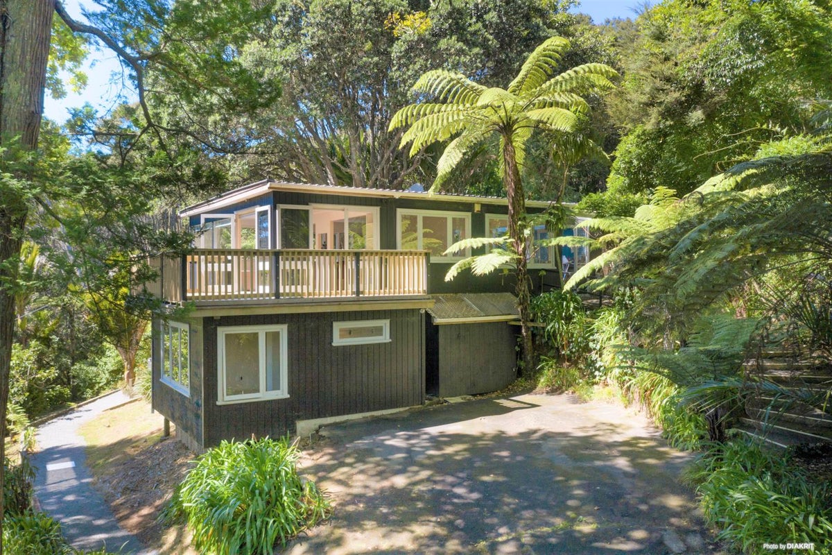 260 Huia Road, Titirangi, Auckland - Carousel 2