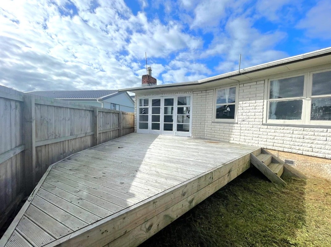 12 Jenkins Place, Manurewa East, Auckland - Carousel 1