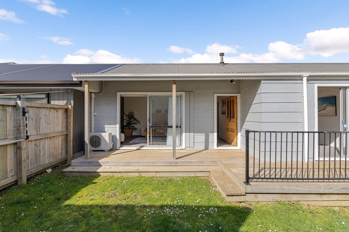 2/83 Fairview Street, Chartwell, Hamilton, Waikato - Carousel 2
