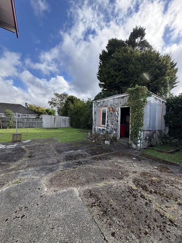 24 Tawai Street, Trentham, Upper Hutt - Carousel 13
