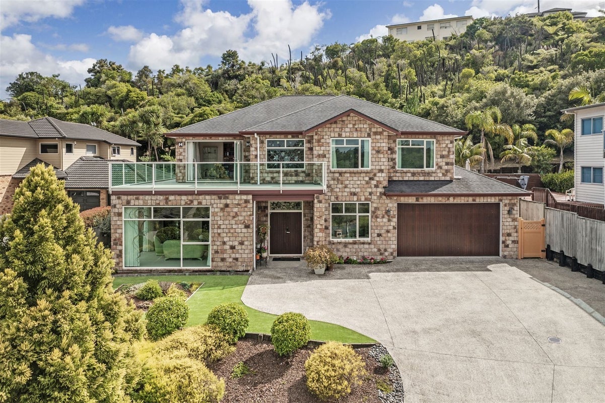 20 Schopolo Place, Schnapper Rock, Auckland - Carousel 22