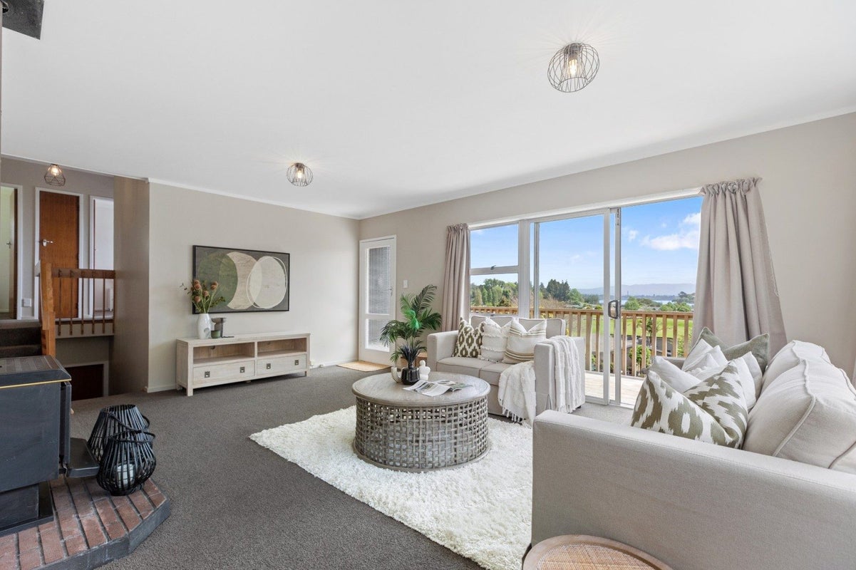 53 Carlton Street, Bellevue, Tauranga - Carousel 2