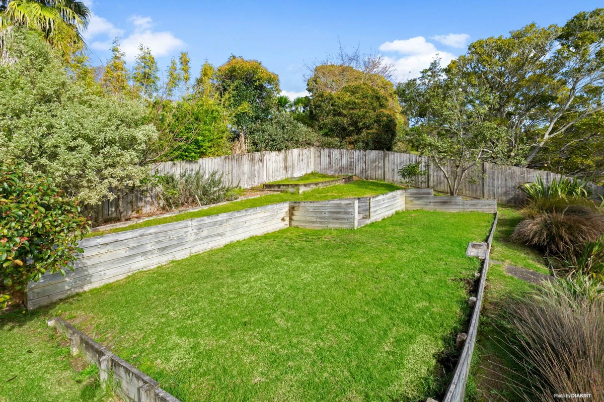 10 Orion Place, Hillcrest, Auckland - Carousel 2