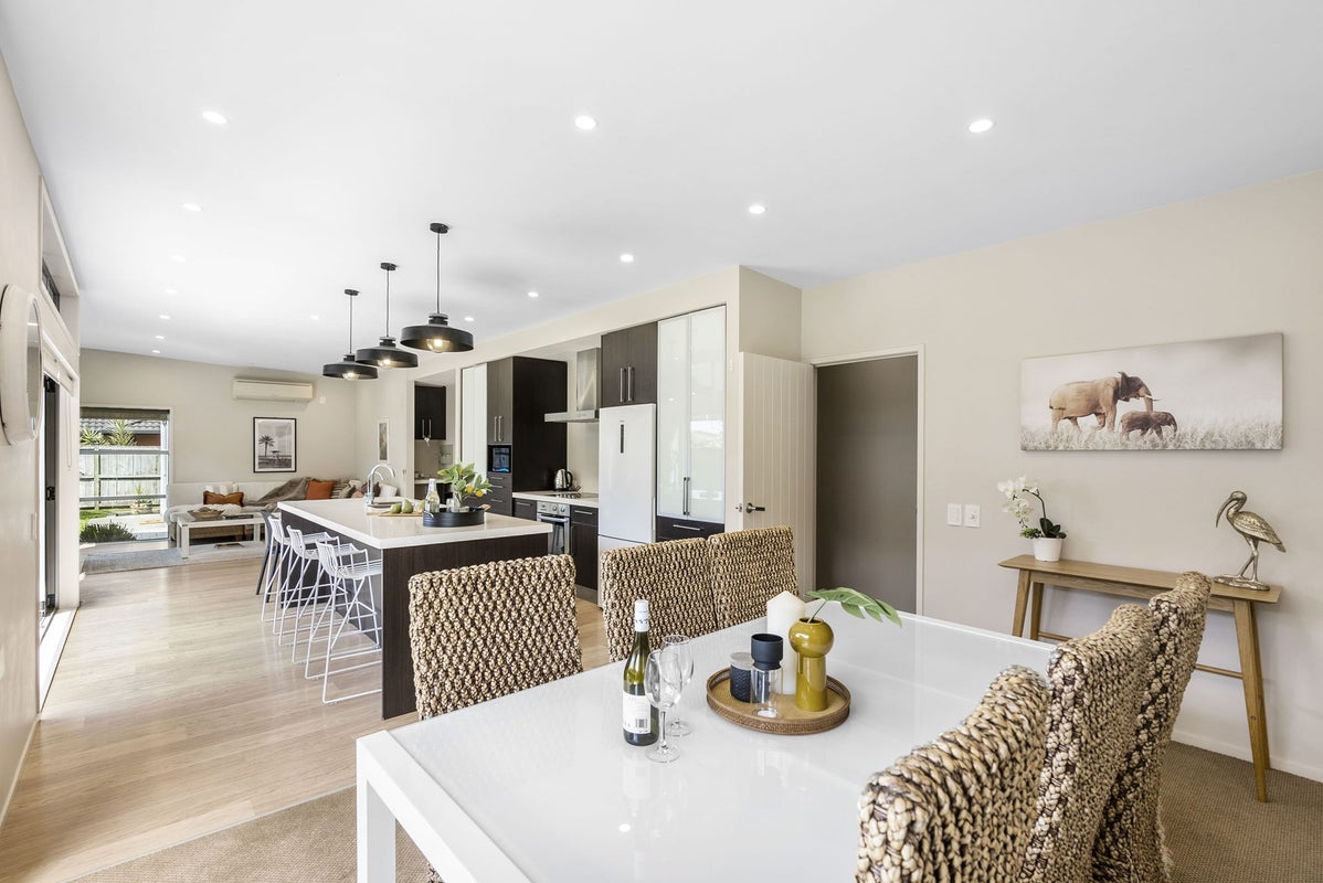 9 Columbia Crescent, Beachlands, Auckland - Carousel 32
