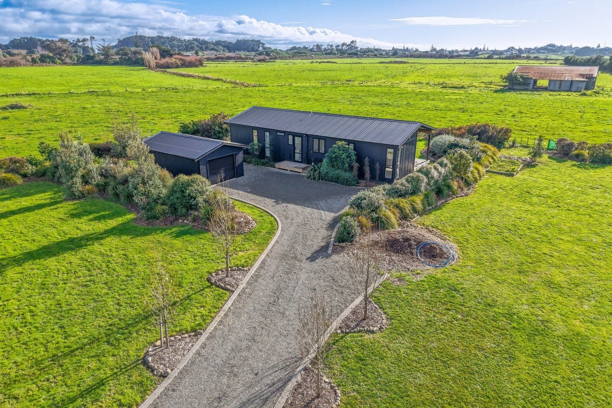 128 Rangiuru Road, Otaki Beach, Otaki - Carousel 2