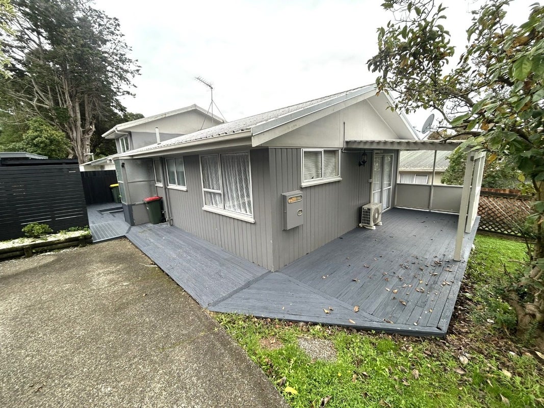 1/63 Zita Maria Drive, Massey, Auckland - Carousel 1