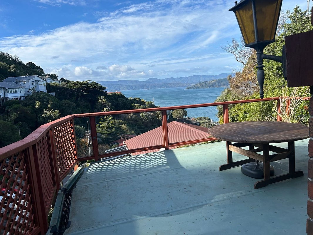 105 Barnard Street, Wadestown, Wellington - Carousel 1
