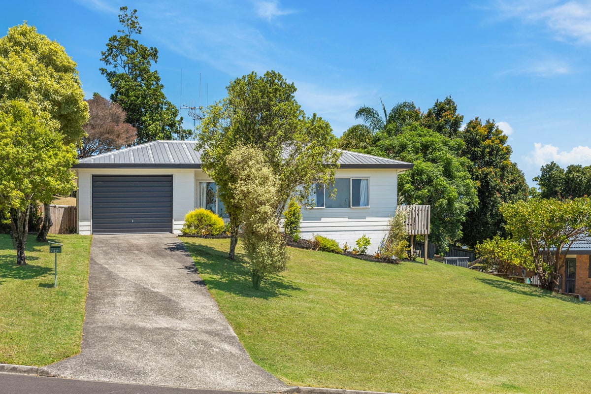 12 Tawhiri View, Pyes Pa, Tauranga - Carousel 2