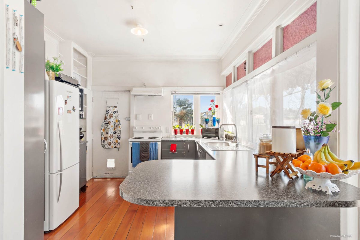4/82 Normans Hill Road, Onehunga, Auckland - Carousel 2