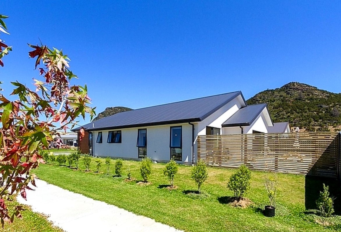 14A Mallard ST, ARROWTOWN - Carousel 1