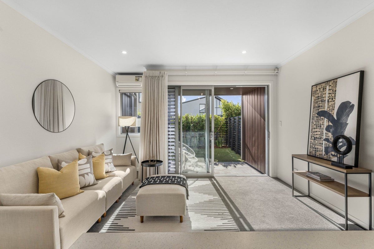 9/28 Nevill Road, Hobsonville, Auckland - Carousel 2