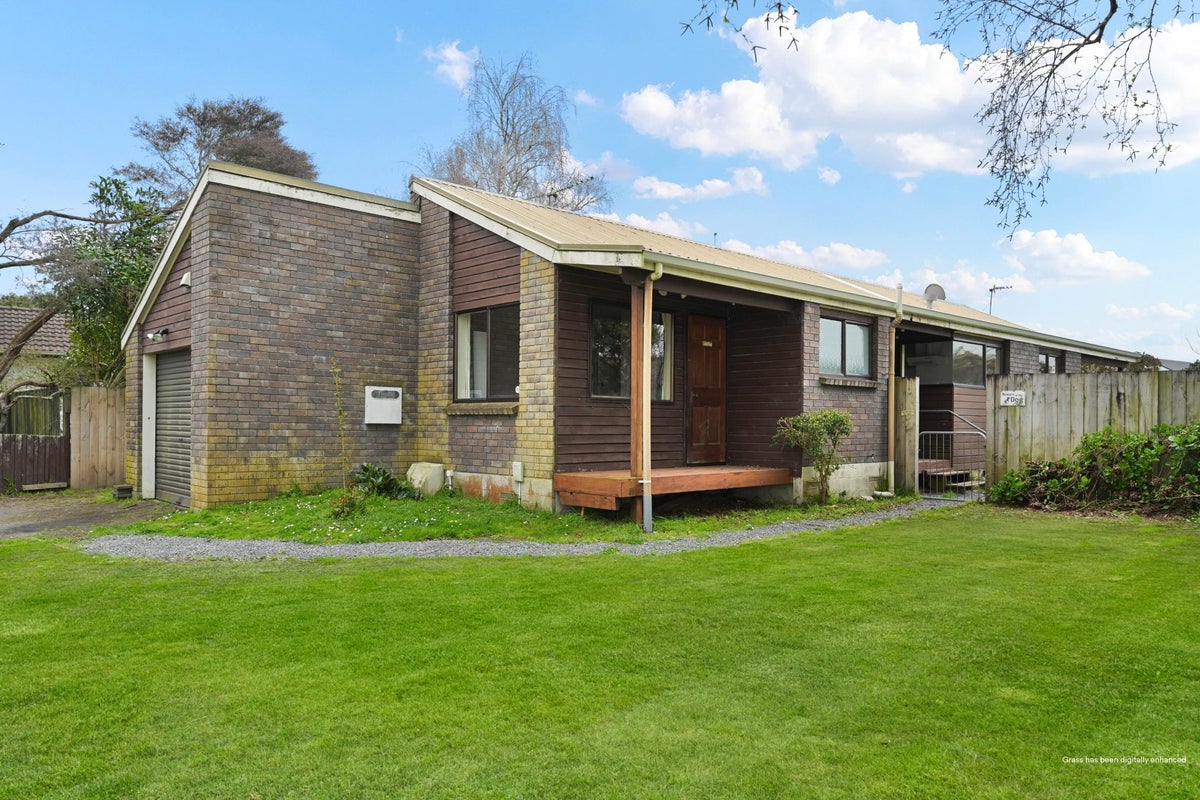 19 Radiata Street, Fairview Downs, Hamilton, Waikato - Carousel 2
