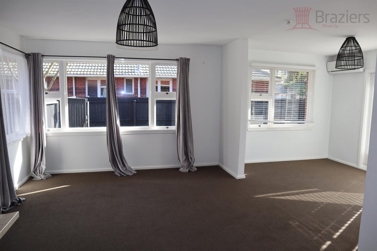 338 Memorial Avenue, Burnside, Christchurch - Carousel 12