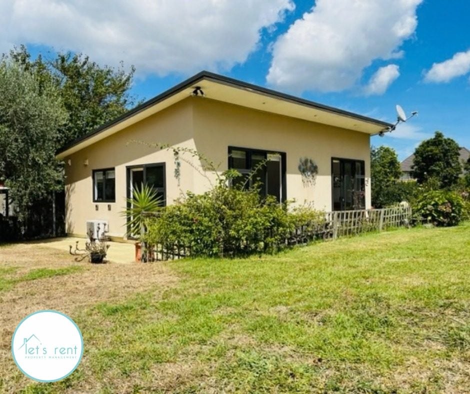 32 Ranfurly Road, Alfriston, Auckland - Carousel 1