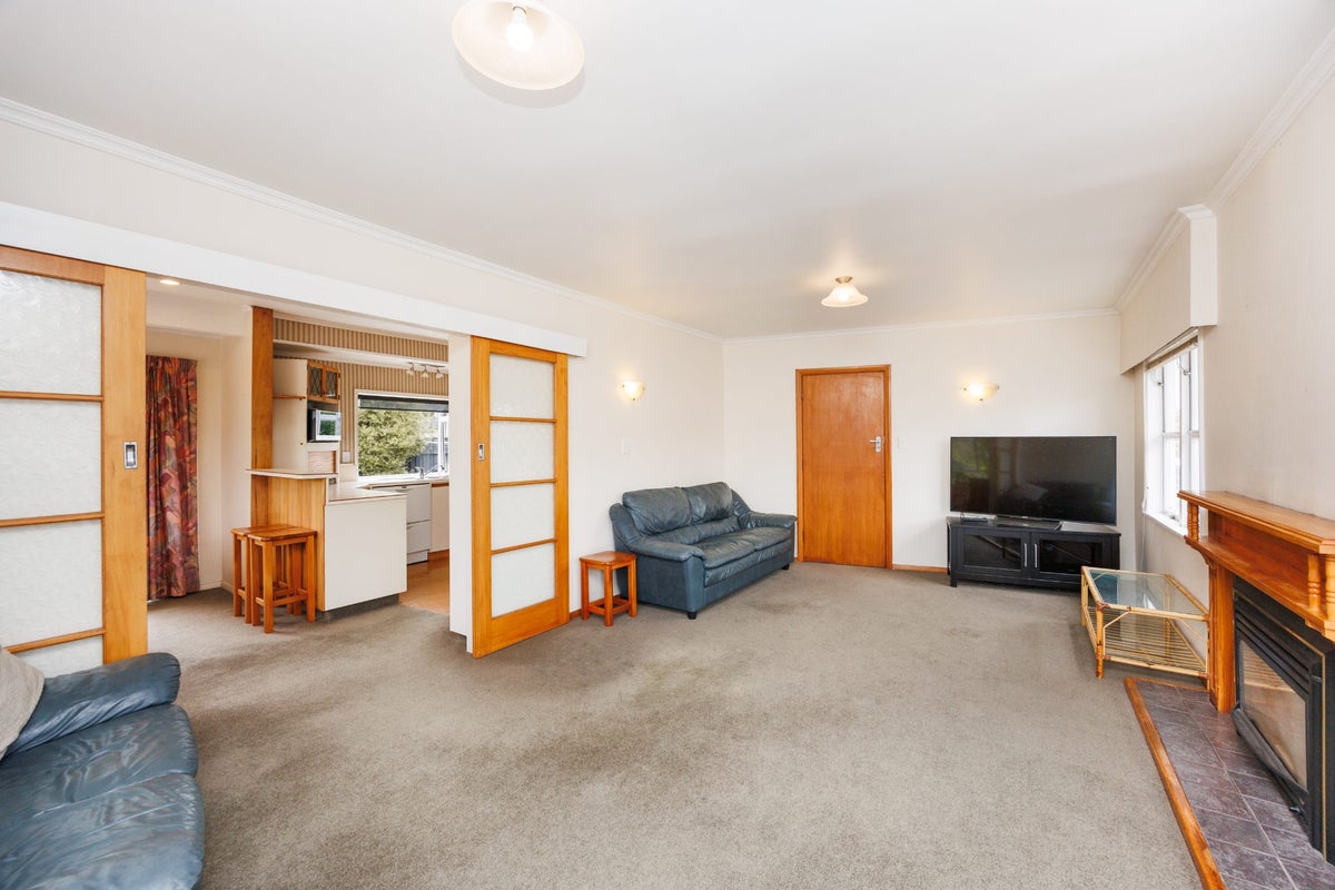 21 Ilford Place, Awapuni, Palmerston North - Carousel 2