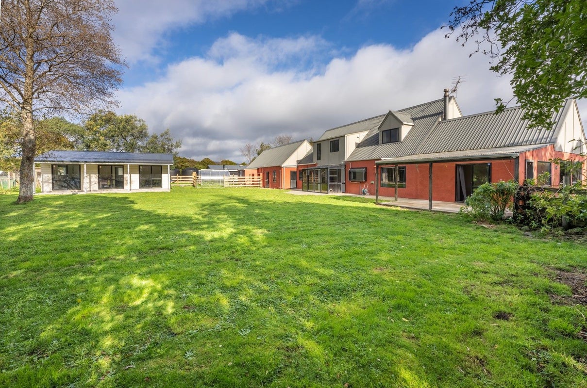 337 Otaki Gorge Road, Hautere - Carousel 2