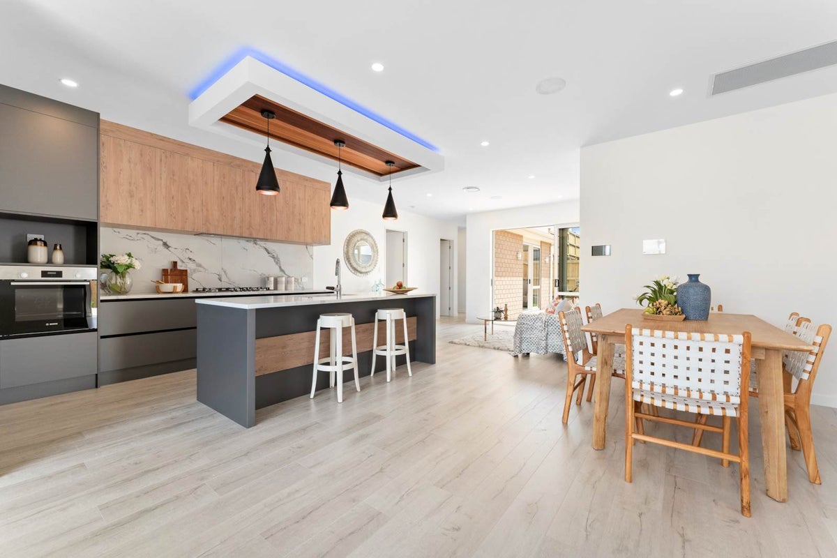4 Saw Lane, Swanson, Auckland - Carousel 1
