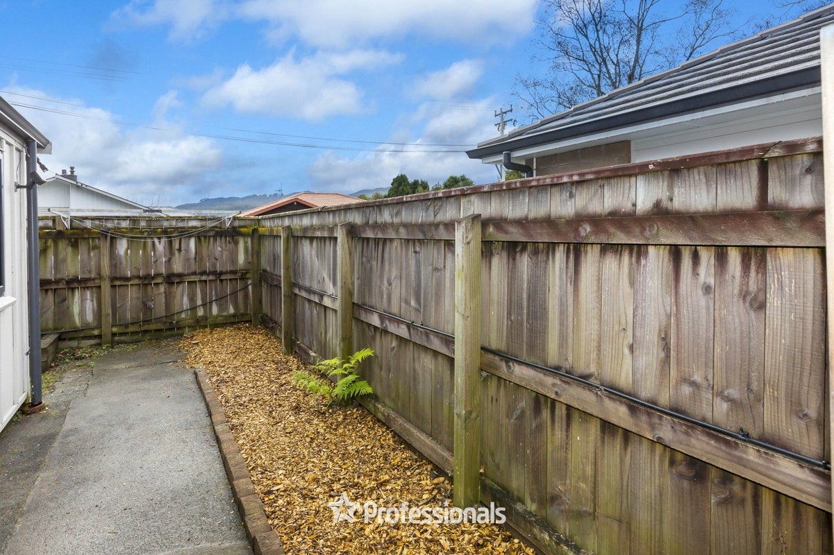 79 Ward Street, Wallaceville, Upper Hutt - Carousel 21