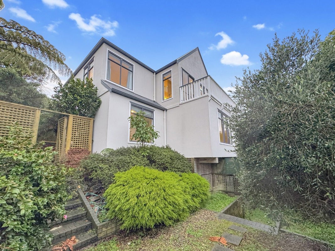 54 Cunliffe Street, Churton Park, Wellington - Carousel 1