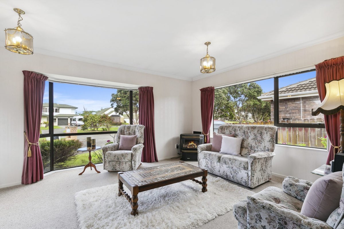 14 Manly Garden, PARAPARAUMU BEACH, PARAPARAUMU - Carousel 2