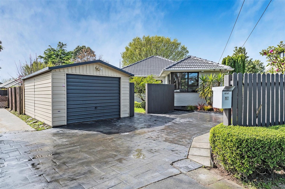 12 Oakhurst Place, Russley, Christchurch - Carousel 17
