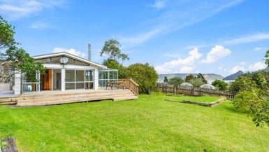 18 Upland Road, Huia, Auckland - Carousel 1