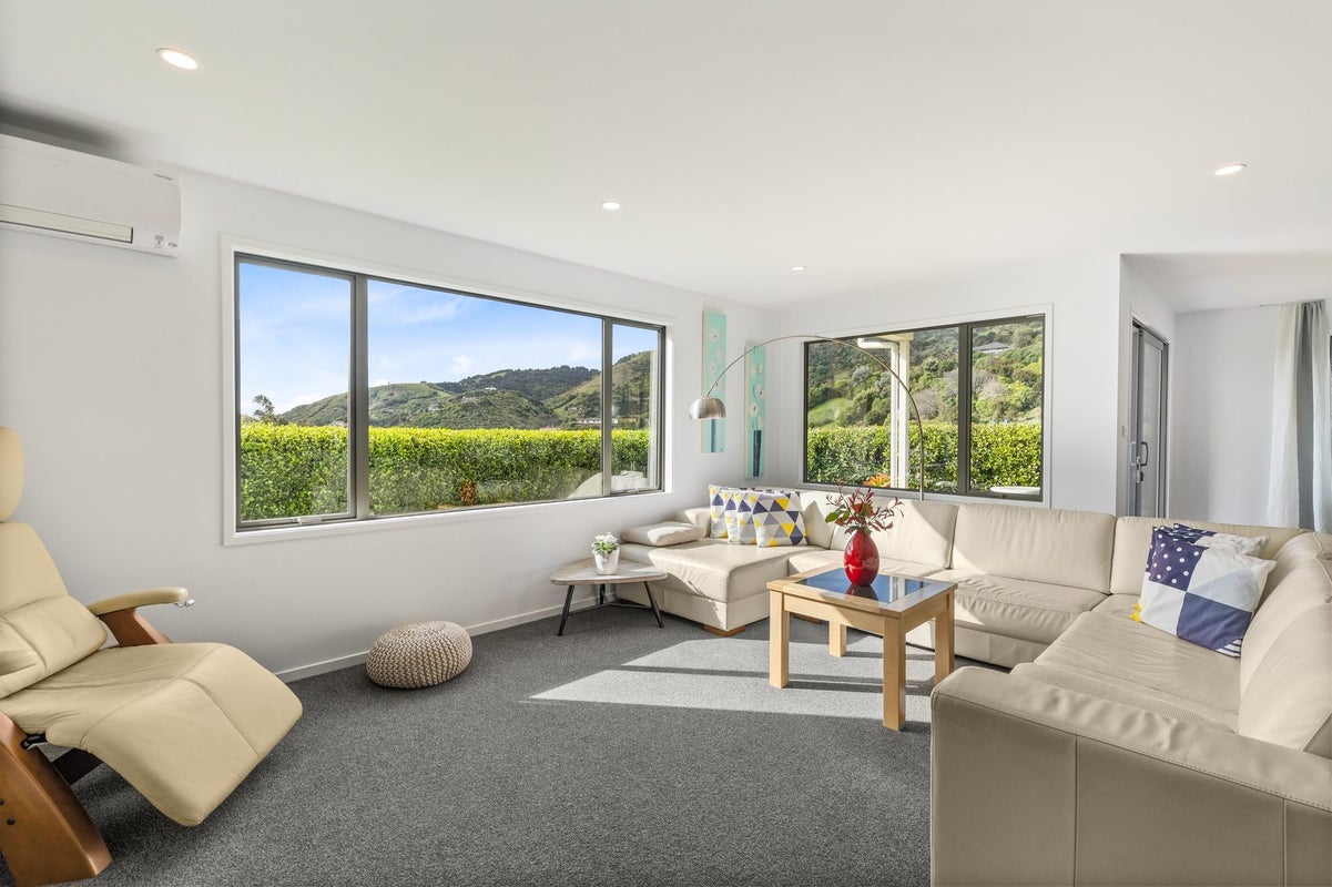 5 Bristol Lane, Atawhai, Nelson - Carousel 2